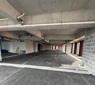 Oficina en venta a pocos metros de Diagonal 6 zona 10 Ref-5814