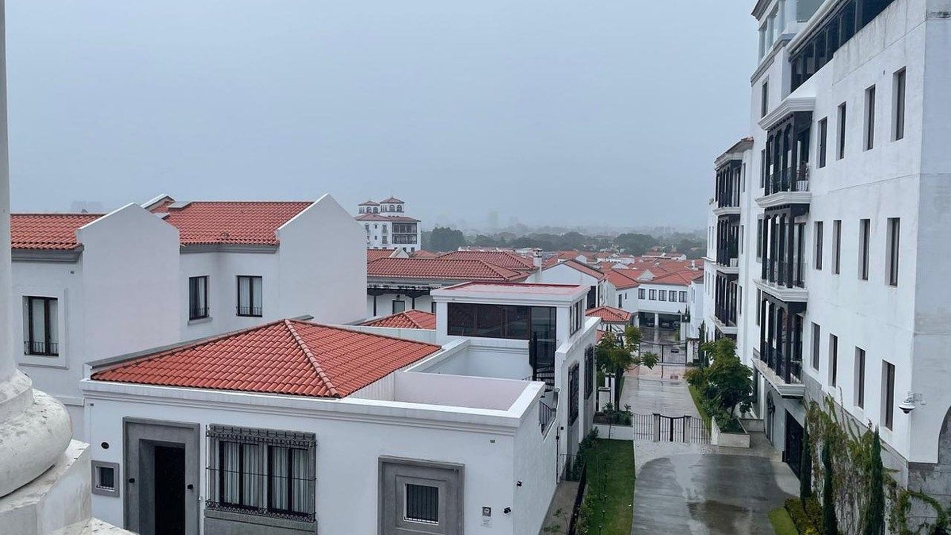 Apartamento en Renta - Lirios de Cayalá Zona 16 - Miniatura 4