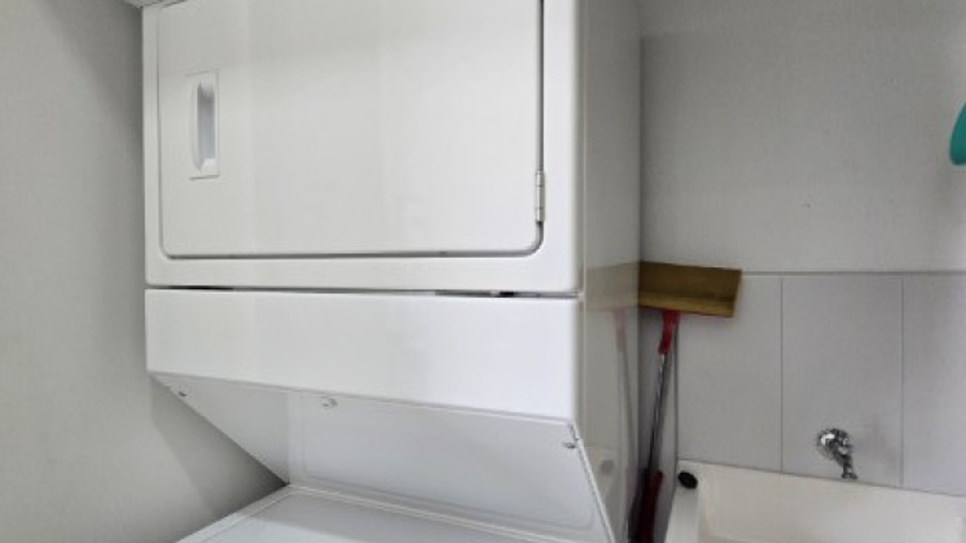 Apartamento Amueblado en Renta Zona 13 Edificio Narama - Miniatura 14