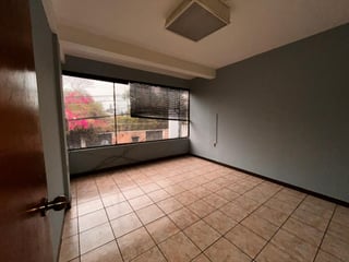 Edificio en renta en 20 calle z14 - 5