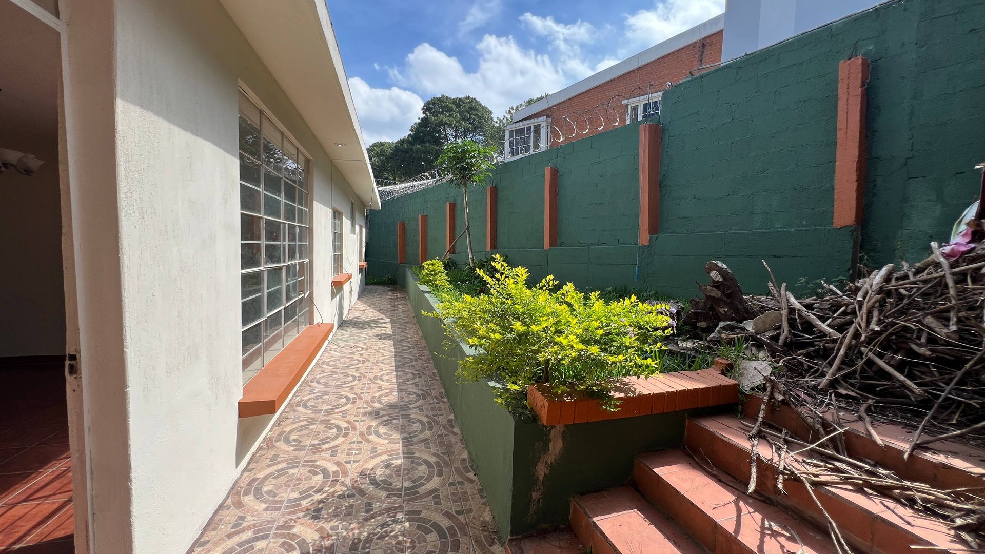 Casa en renta en Kanajuyu 2 zona 16 - Miniatura 18