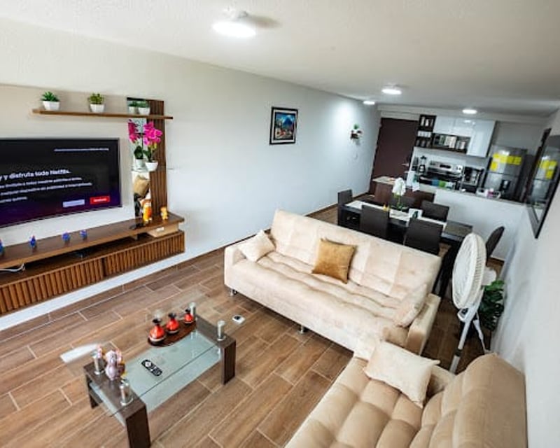Apartamento amueblado en renta de 3 habitaciones en zona 16 Ref-5658