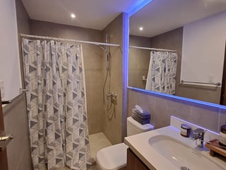 Apartamento amueblado en renta con 1 habitacion en zona 10 Ref-5641 - Image 5