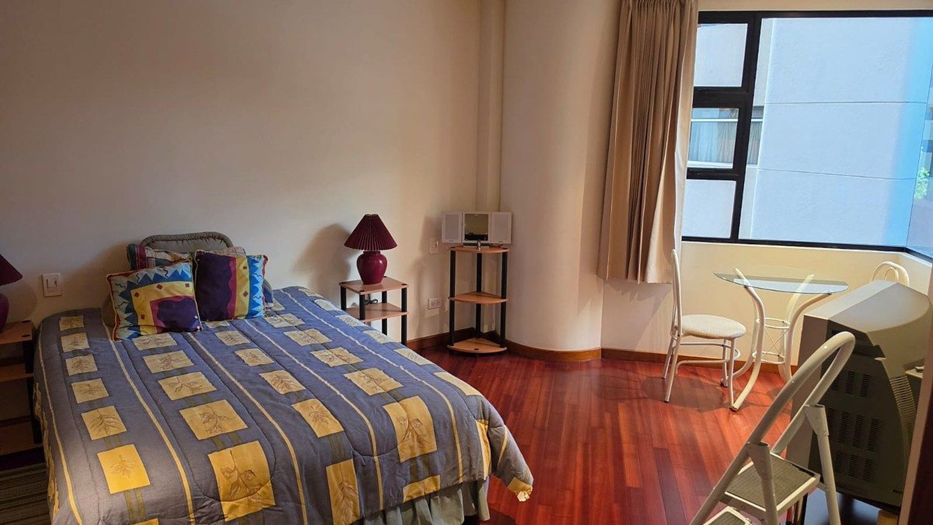 APARTAMENTO EN ALQUILER EN ZONA 14 - Miniatura 8