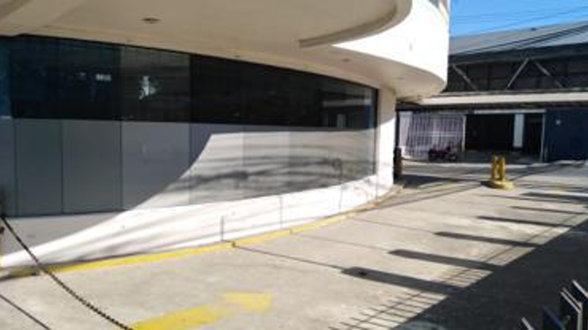 Local Comercial en Venta Avenida Petapa Zona 12 - Miniatura 4