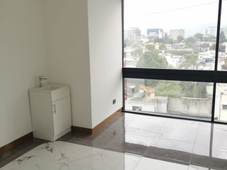 RENOVATI/ Oficinas medicas en renta, zona 10 - 3