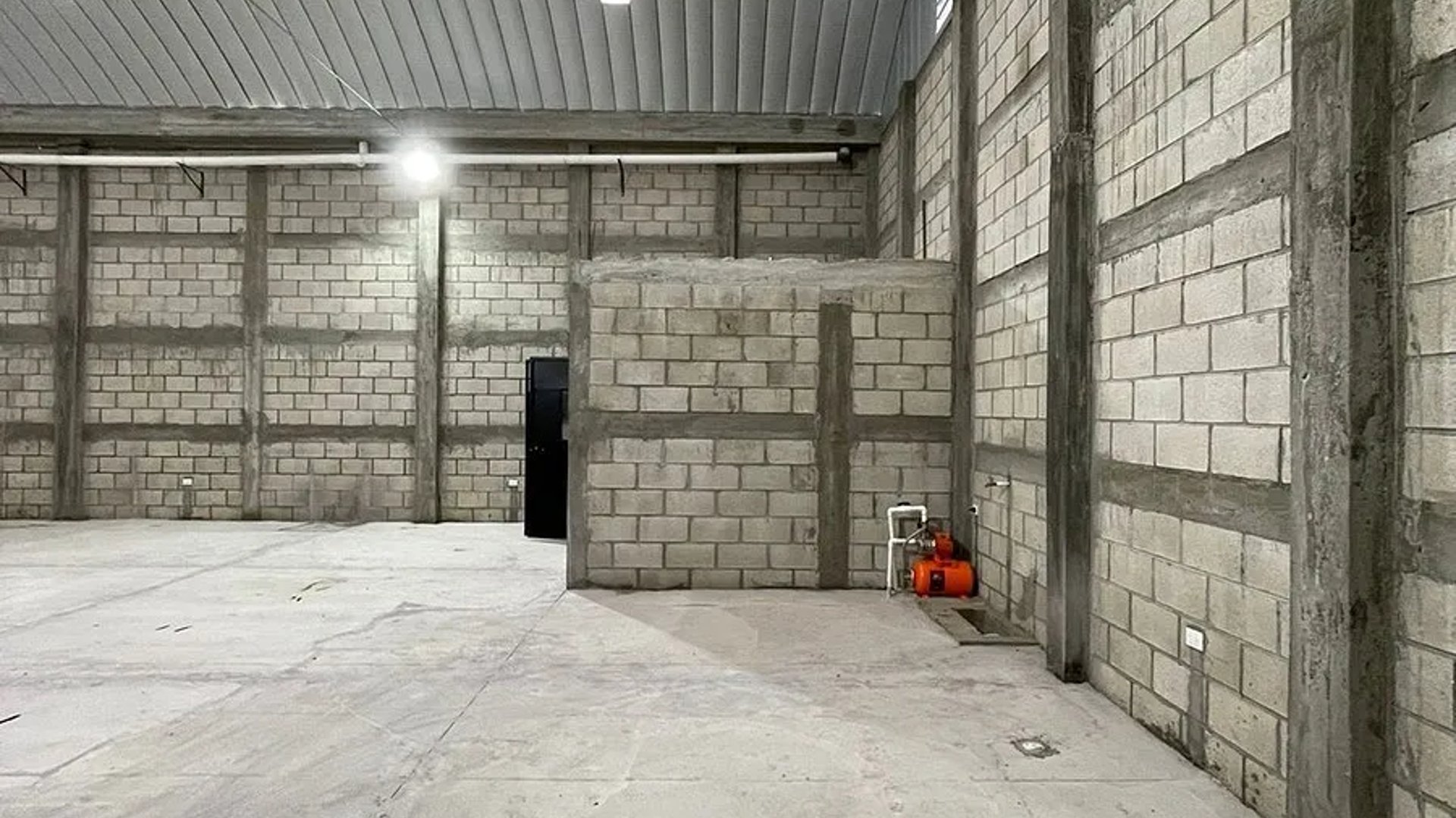 BODEGA EN VENTA – 300 m² VILLA NUEVA - Miniatura 8