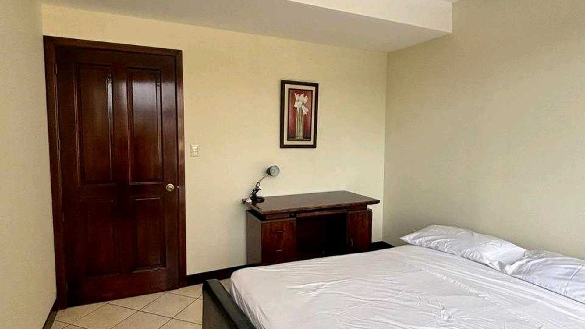 APARTAMENTO AMUEBLADO EN ALQUILER O VENTA???? Edificio Milenia, zona 10 - Miniatura 8