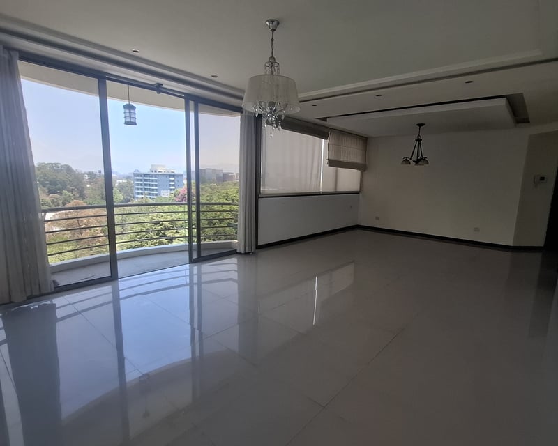 En Renta Apartamento de 3 habitaciones en Zona 15