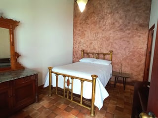 HERMOSA CASA EN RENTA DENTRO DE CONDOMINIO LA AZOTEA - 2