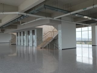 EDIFICIO EN RENTA EN ZONA 10 - Image 12