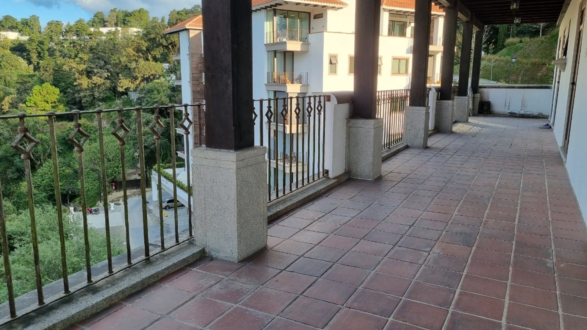Vendo Apartamento de 5 habitaciones Muxbal - Inversión Ref-5522 - Miniatura 4