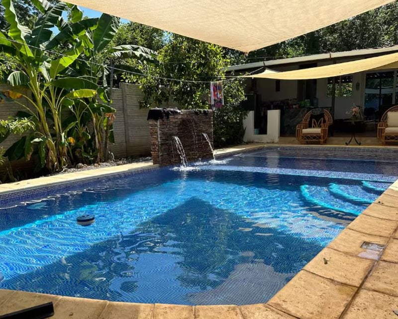 Venta de Casa de Playa en Lagunas de Monterrico