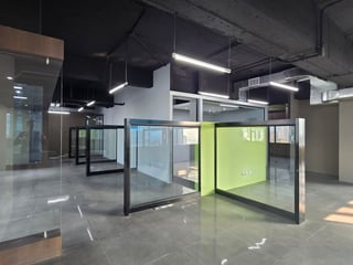 Venta o Alquiler de Oficina en Europlaza zona 14 - Image 21