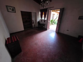 Venta de casa en zona 2, ideal hostal, airbnb, 7 habitaciones Ref-5740 - 5