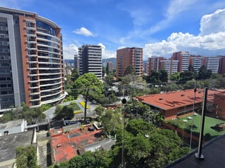 Apartamento Amueblado Renta o venta Casa Clara Zona 10 - 2