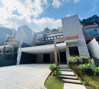 VENTA Ó ALQUILER DE PRECIOSA CASA - ARAMA, SANTA CAT. PINULA
