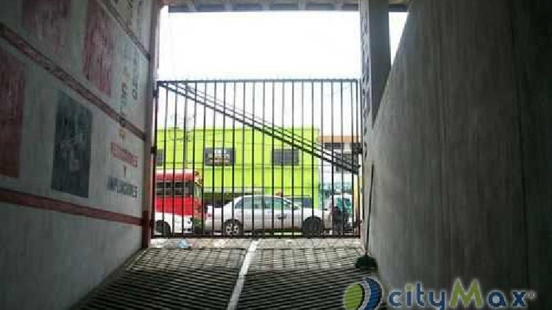 EDIFICIO EN VENTA ZONA 4 GUATEMALA - Miniatura 4