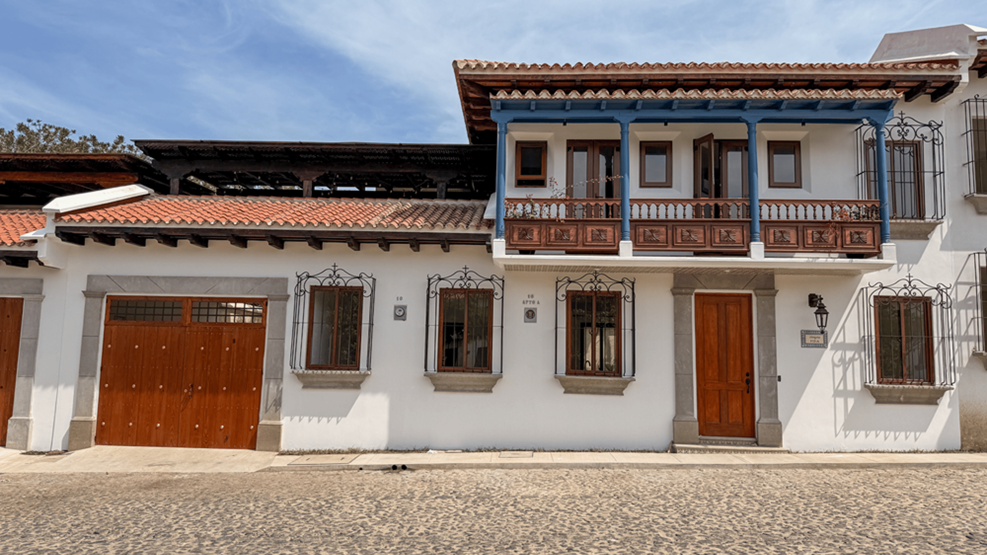 VENDO CASA A 20 MINUTOS DE ANTIGUA GUATEMALA 