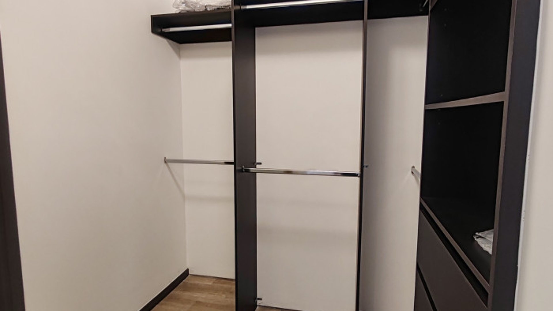 Apartamento Amueblado en Renta en Zona 11 Altaire - Miniatura 12