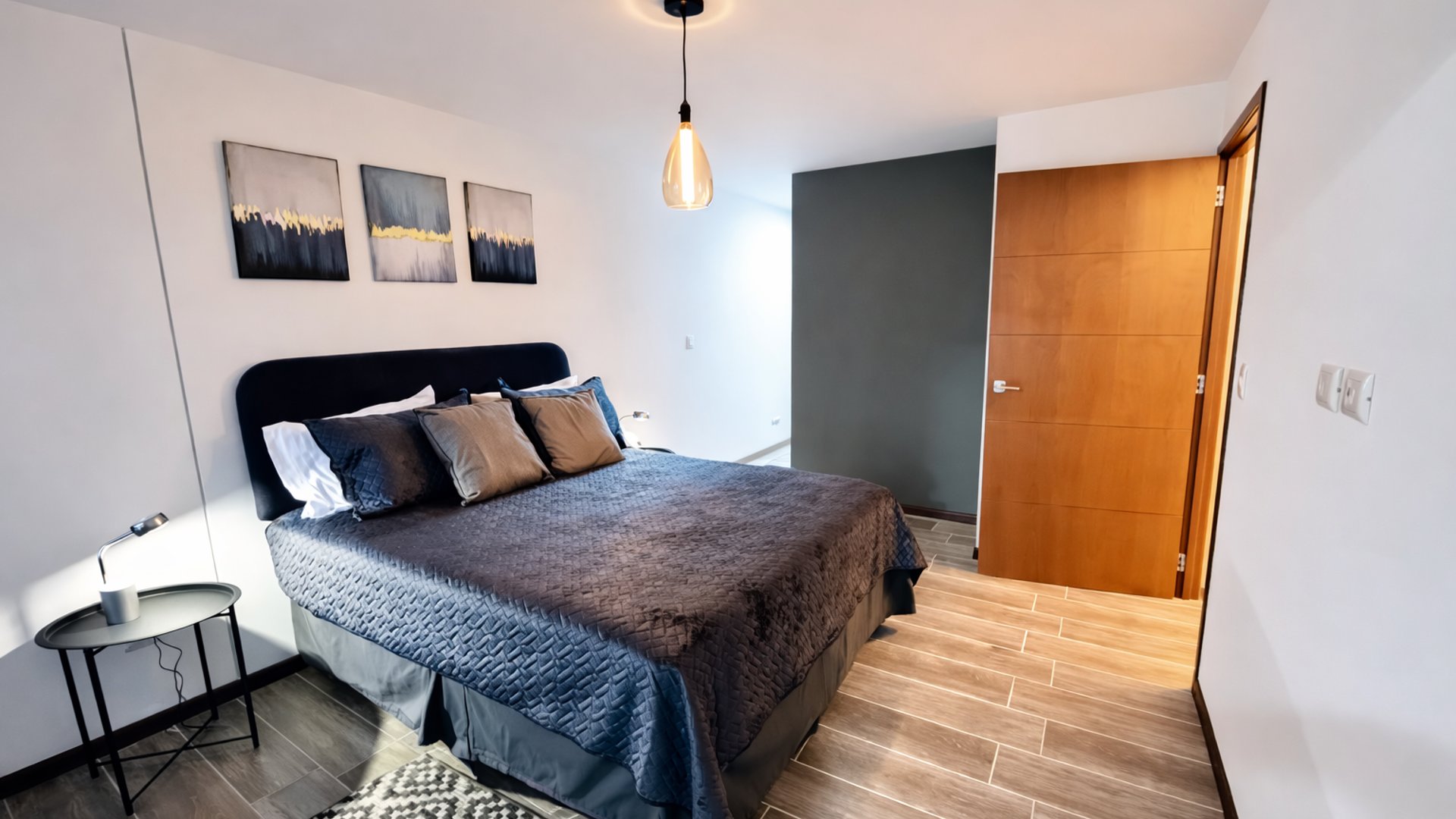 Apartamento Amueblado En Renta Zona 14 | Condado Catorce - Miniatura 8