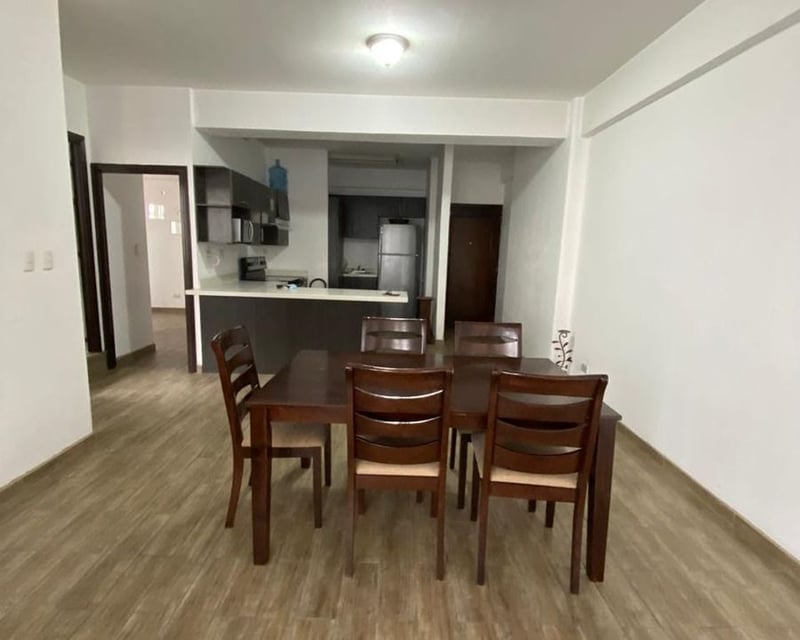 APARTAMENTO EN VENTA TOTALMENTE REMODELADO ZONA 14