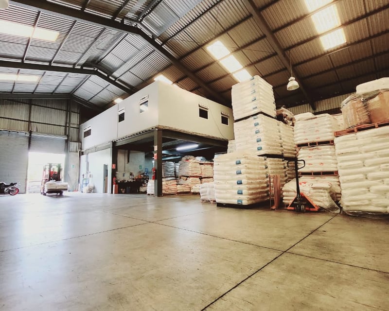 Alquilo Amplia Bodega Atanasio Tzul