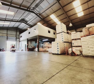 Alquilo Amplia Bodega  Atanasio Tzul