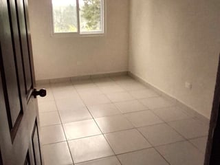 casa en venta en residenciales san José Pinula - Image 6