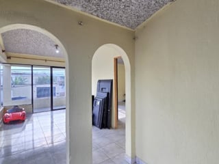 Casa en Venta San Cristóbal con Dos Locales Comerciales - Image 23