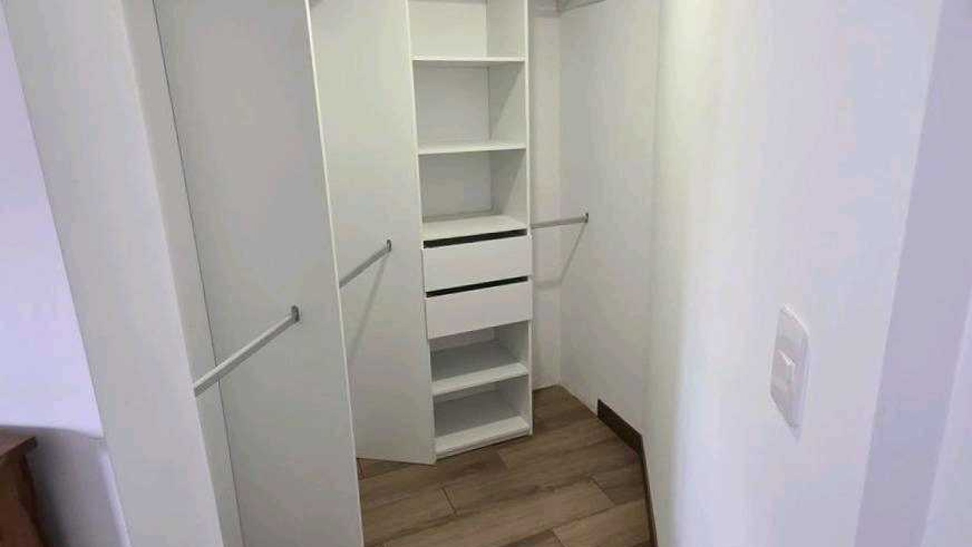 APARTAMENTO EN ALQUILER???? Edificio Privé, Zona 15 - Miniatura 7