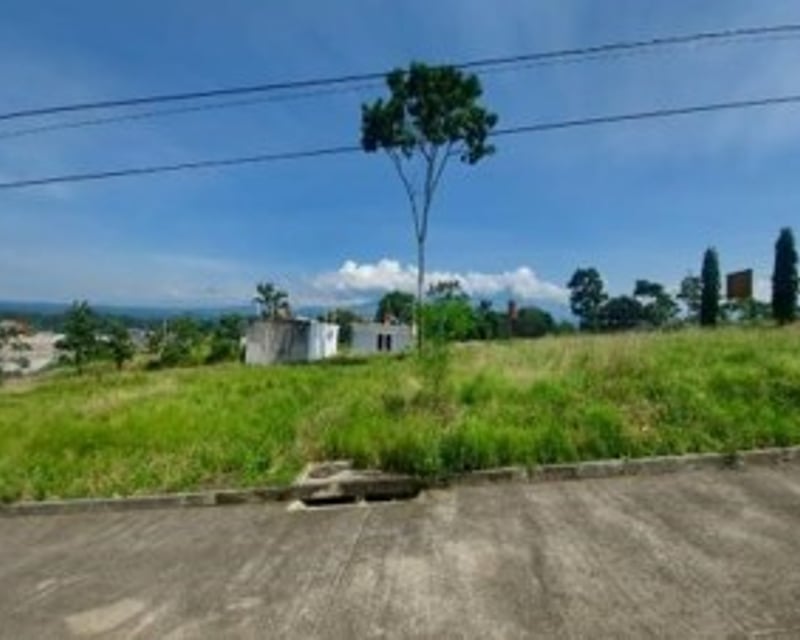 Vendo terreno en sector Residencial Colinas de Santiago Coatepeque