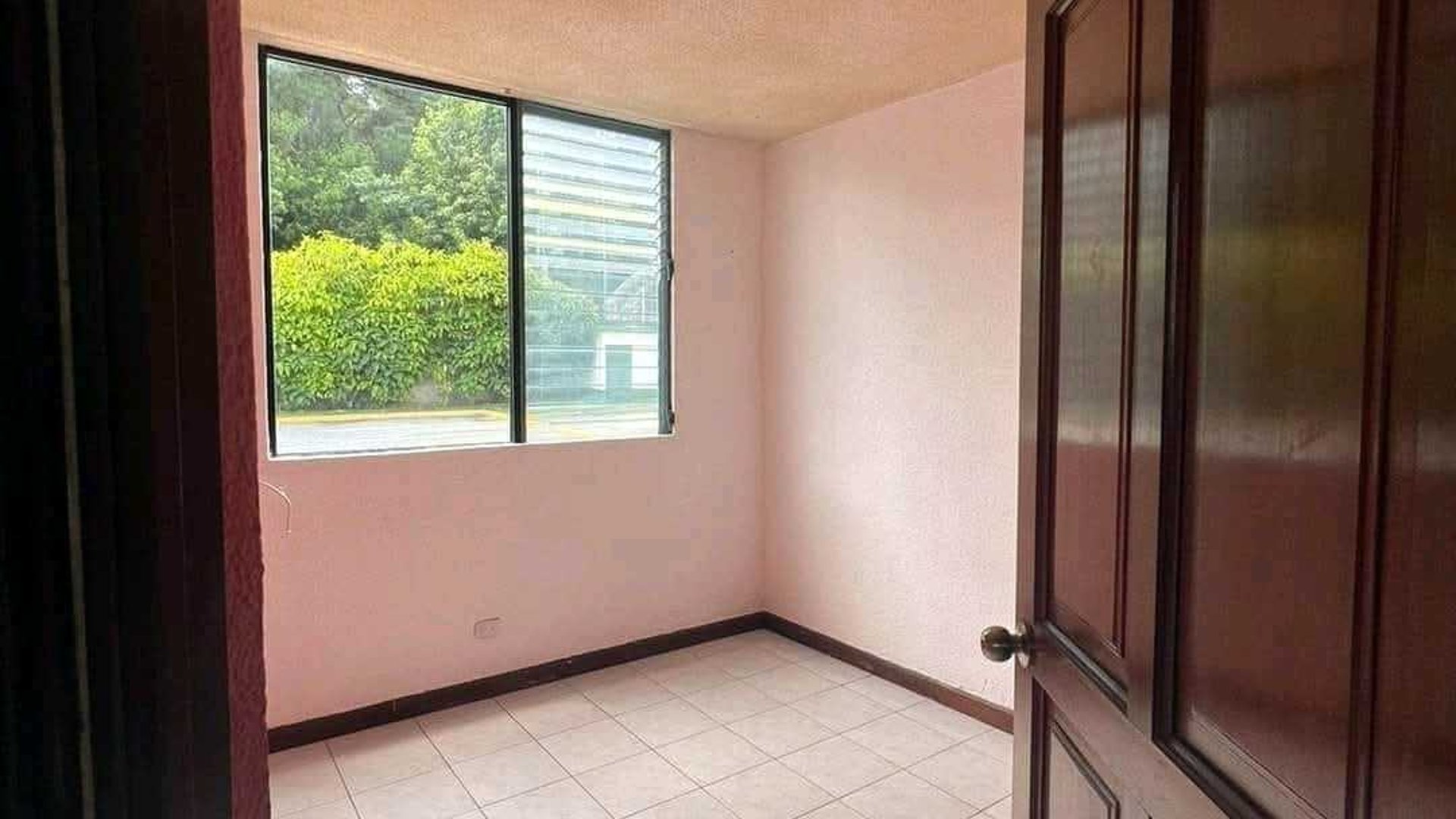 APARTAMENTO EN ALQUILER????Condominio Valles de Acatán, Zona 16 - Miniatura 4