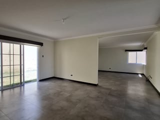 En venta casa de 4 habitaciones en Cañadas del Encinal - 5