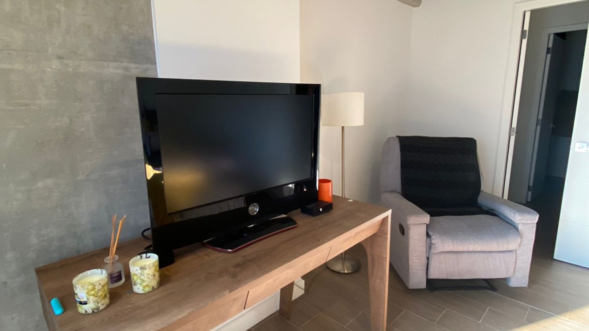 APARTAMENTO EN EDIFICIO GRANAT ZONA 4 - Miniatura 12