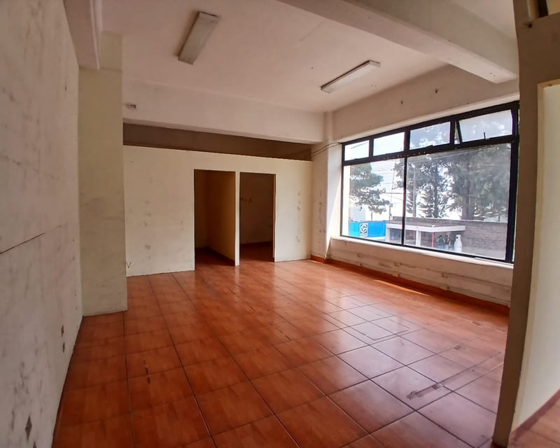 Local en Renta ideal para oficina o Academia en Zona 12