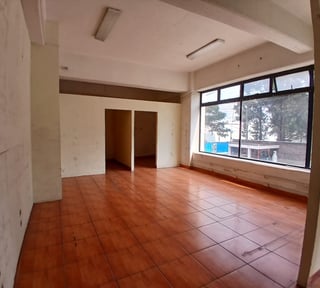 Local en Renta ideal para oficina o Academia en Zona 12