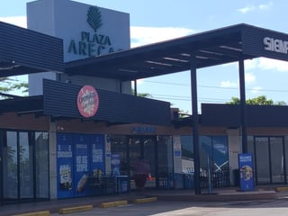 Locales en renta Plaza Arecas Km.80.1 Autopista Puerto - 2