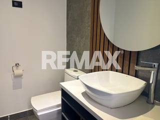 Clínica Médica Renta | Renovati | zona 10 - 4