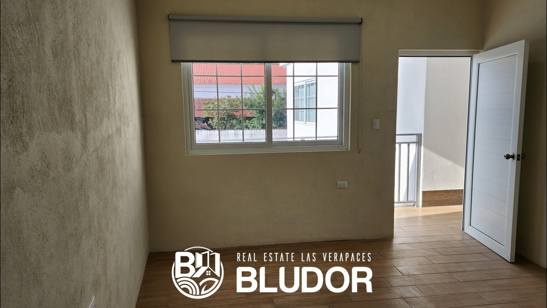 Edificio Céntrico en Renta Santa Cruz Verapaz - Miniatura 19