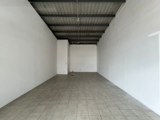 Local en renta en plaza comercial en el km 20 CA-9 - 2