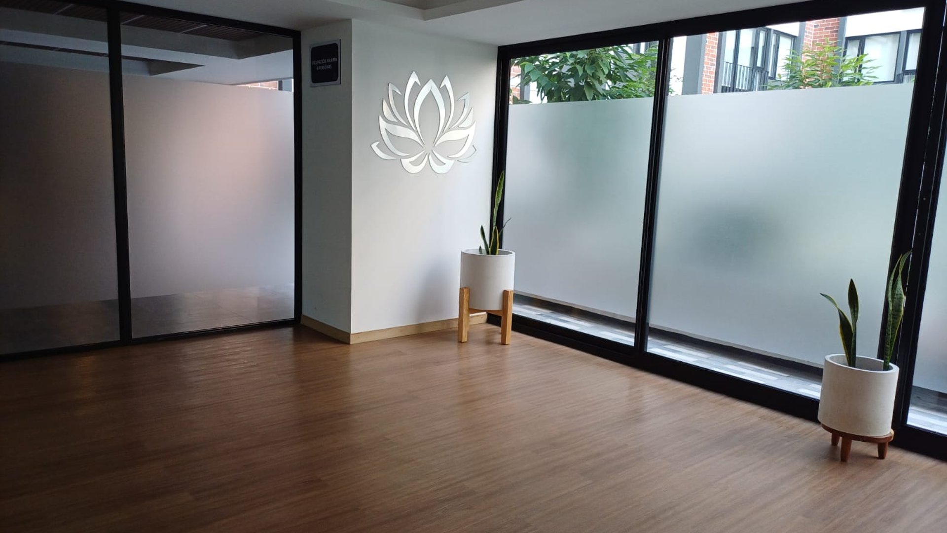 APARTAMENTO AMUEBLADO EN RENTA EN CENDANA ZONA 9 - Miniatura 11