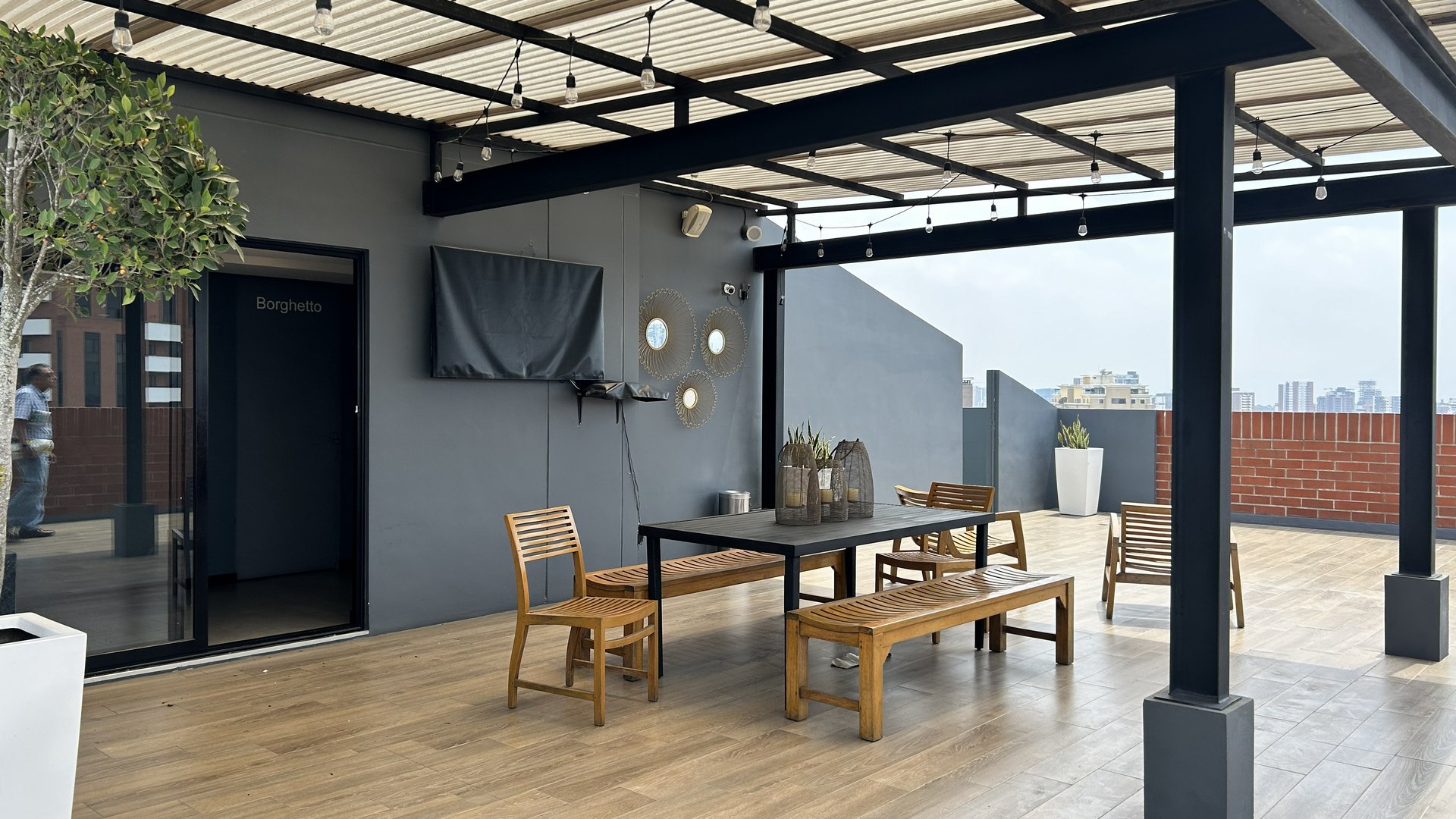 Apartamento Amueblado en ALQUILER Edificio Borghetto zona 15 - Miniatura 19