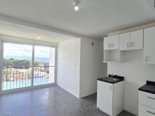 Apartamento en Venta Edificio Berlindo Zona 1 de Mixco - 2