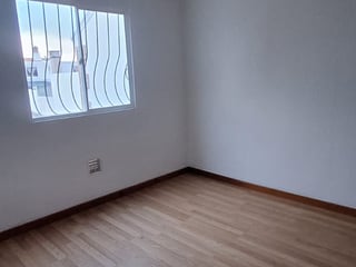 Luxurious 4 Bedroom House with Garden for Sale in Cañadas de Arrazola CAES - Image 11