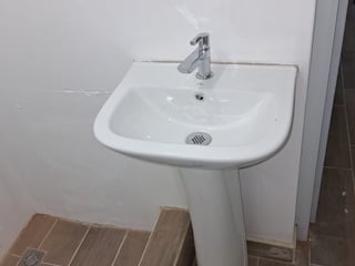 APARTAMENTO EN RESIDENCIALES ATLANTIDA ZONA 18 - 5