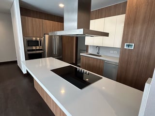 Alquiler o venta de apartamento de 2 habitaciones en ECHO zona 14 - 2