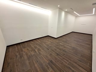 Venta de Penthouse de 4 habitaciones en zona 10 Ref-5053 - 2