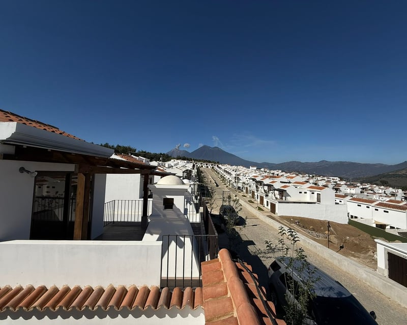 Casa en venta amueblada Barrios Coloniales, San Pedro Las Huertas