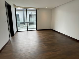 Casa en Renta en Zona 10, 3 habitaciones y hab de servicio ref-6075 - 5